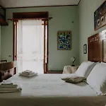 Nocleg ze śniadaniem La Baronessa 4*