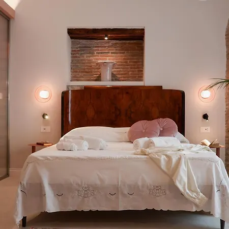 Frühstückspension La Baronessa B&B 3*